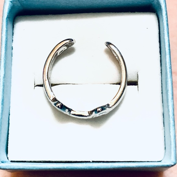 Silver kitty cat band ring - Picture 2 of 3